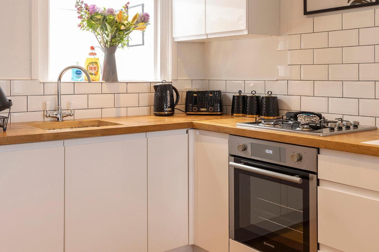 Luxe Garden House For 6 In Central Exeter Zewnętrze zdjęcie